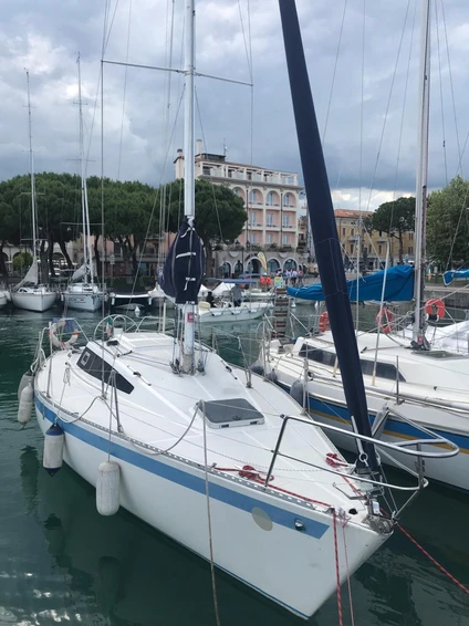 Uscita in barca a vela con skipper: da Desenzano verso l’Isola del Garda 4